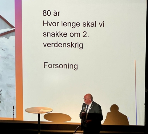 Jan Rob fotalte historinen fra Knaben. To bombetokter av allierte fly bombet gruvesamfunnet for at fienden skulle hindres for å hente ut molybdenen til sin krigsindutri. 16 nordmenn mistet livet.