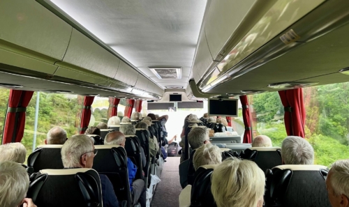 Full-lastet buss... Vi er på tur!